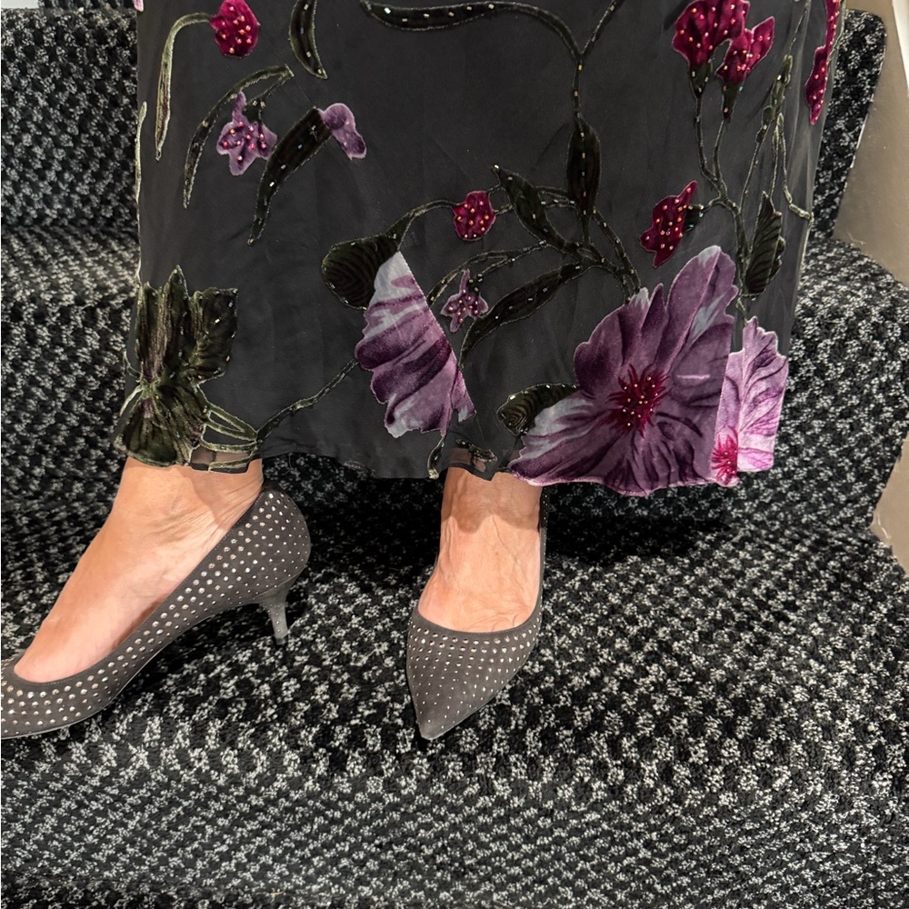SueWongBeadedSilkBurnoutVelvet&SHAWLCowlNecklineClings&DrapesflatteringFEMININE8 - Picture 8 of 16